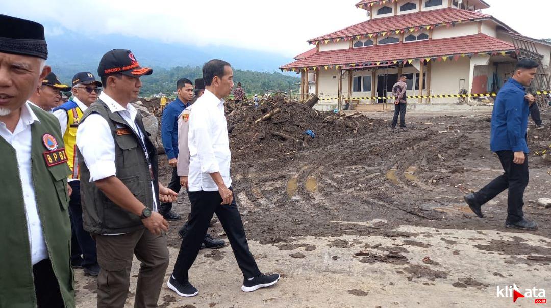 Presiden RI Jokowi Kunjungi Lokasi Bencana Banjir Bandang Kab.Agam